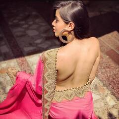 Urfi Javed Looks: दिल की धड़कने बढ़ा देने वाले उर्फी जावेद के लुक्स, जिन्हें देख फैंस के मुंह से निकला- तौबा