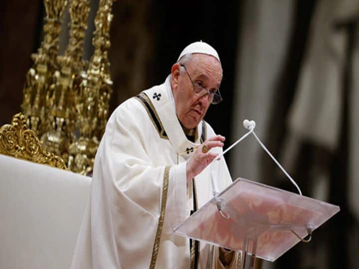 Remember the poor peoples Pope Francis Christmas speech ‛ஏழைகளை நினைவில் கொள்ளுங்கள்..’ -போப் பிரான்சிஸின் கிறிஸ்துமஸ் உரை!