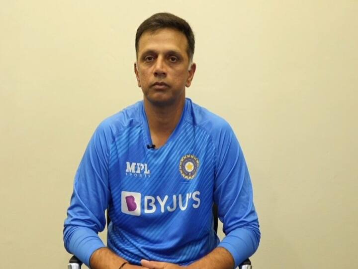 Internal conversations are not for media says Indian coach Rahul Dravid when asked about his role in Kohli's ODI captaincy removal Rahul Dravid: கேப்டன்சியில் இருந்த நீக்கப்பட்ட விராட் கோலி.. அதிரடியாக பேசிய டிராவிட்