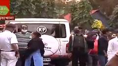 Christmas 2021: বড়দিনে ভিড়ের সুযোগে আলিপুর চিড়িয়াখানায় ছিনতাই, পুলিশের হাতে গ্রেফতার ৪। Bangla News