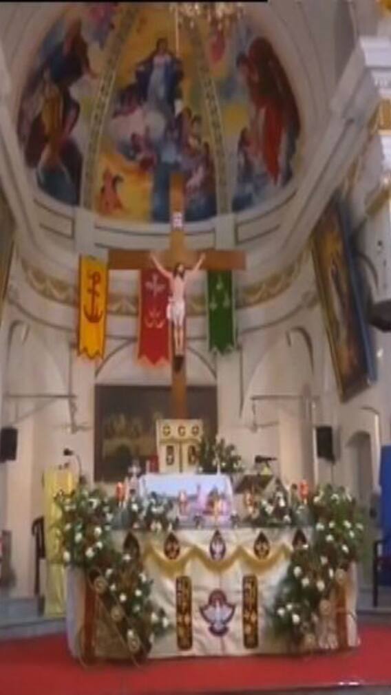 বড়দিনে বিশ্বজুড়ে উৎসব, সামিল কলকাতা সহ সারা বাংলা