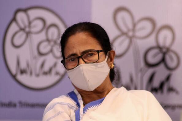 TMC 'Divides Goans On Religious Lines': 5 Leaders Quit Ahead Of Assembly Elections TMC 'Divides Goans On Religious Lines': 5 Leaders Quit Ahead Of Assembly Elections