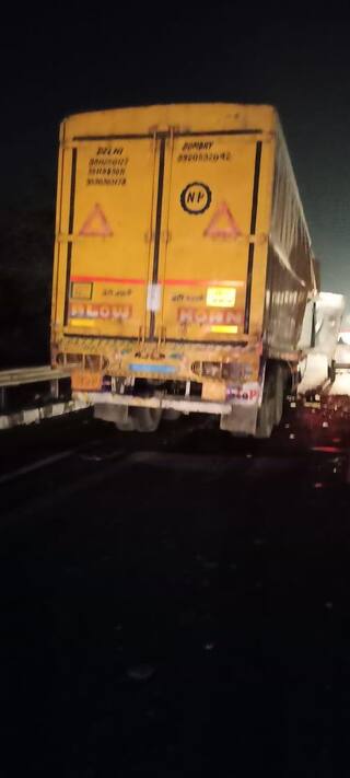 વડોદરા નેશનલ હાઈવે પર સર્જાયો ભયાનક અકસ્માત, ટ્રક ક્લિનરનું માથુ ધડથી થઇ ગયુ અલગ