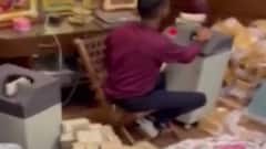 ઉત્તરપ્રદેશઃ કાનપુરના વેપારીના ઘરે દરોડા, કેટલી મળી રોકડ રકમ?, જુઓ ગુજરાતી ન્યૂઝ