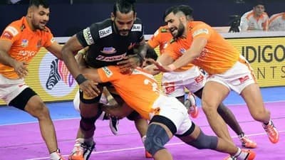 Puneri Paltan got the first win of the season by one point against Titans in a tough fight