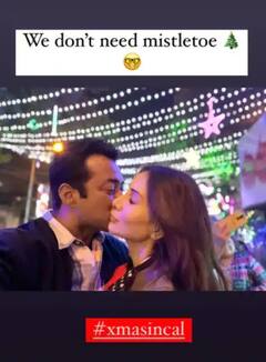 Christmas 2021: क्रिसमस पर बॉयफ्रेंड Leander Paes के साथ रोमांटिक हुईं Kim Sharma, BF ने क्लिक की ऐसी तस्वीरें