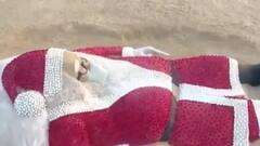 देश में Christmas की धूम, Sudarsan Pattnaik ने Puri के Beach पर बनाया 'Santa'