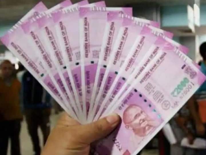 Thugs withdraw more than Rs 5 lakh from CMOs account through fake check in  in Udham Singh Nagar Uttarakhand ann Uttarakhand News: उधम सिंह नगर में सीएमओ के खाते से फर्जी चेक जरिये ठगों ने निकाल लिए 5 लाख से ज्यादा रुपये