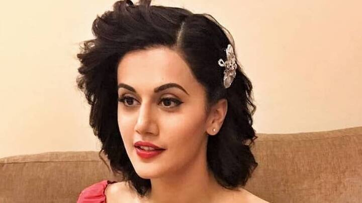 কটাক্ষের চাঁচাছোলা জবাব হোক বা সরকারের সমালোচনা, কিছুতেই পিছিয়ে থাকেন না তাপসী পন্নু। বাড়িতে আয়কর হানা তারই ফলশ্রুতি বলে মনে করছেন অনেকে।