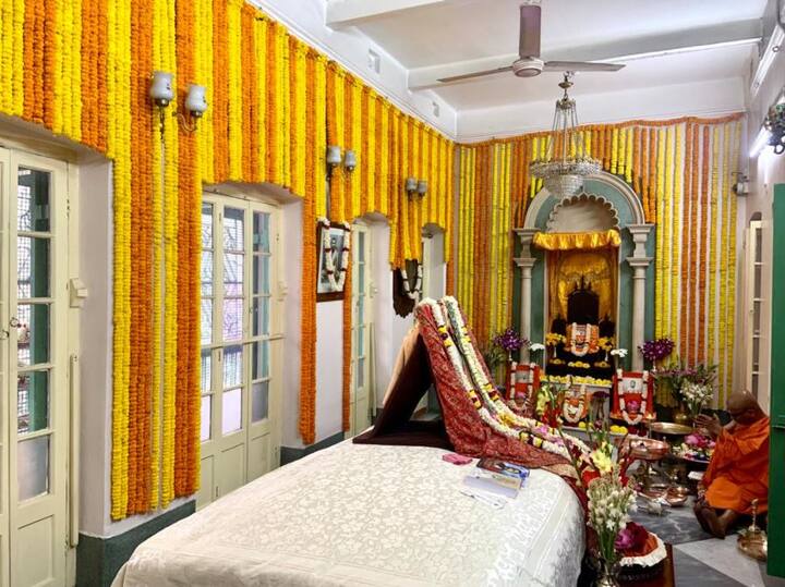 আগামী দিনে অনলাইনেও এই পরিষেবা চালুর ভাবনা রয়েছে বলে জানানো হয়েছে রামকৃষ্ণ মঠ ও মিশনের তরফে।
