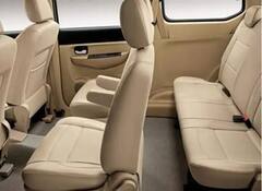 7 Seater Car: આ છે દેશની સૌથી સસ્તી 7 સીટર ફેમિલી કાર, પ્રારંભિક કિંમત 4.26 લાખ રૂપિયા