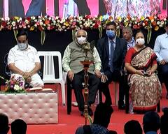 મુખ્યમંત્રીની હાજરીમાં પાટીલે કહ્યુ કે અગાઉની સરકારોએ સુરતને અન્યાય કર્યો છે, નથી ફાળવી પુરતી ગ્રાન્ટ