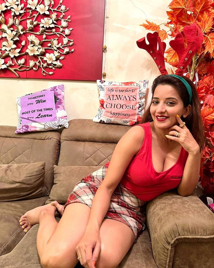 मोनालिसा (Monalisa Latest Photo) की तस्वीरों को 37 हजार से भी ज्यादा लाइक्स मिल चुके हैं.