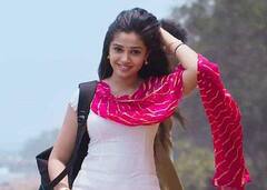 Actress Kriti shetty : யங்ஸ்டர்ஸ்களின் லவ் ஸ்டார் கிரித்தி ஷெட்டி ஸ்பெஷல் ஆல்பம்...!