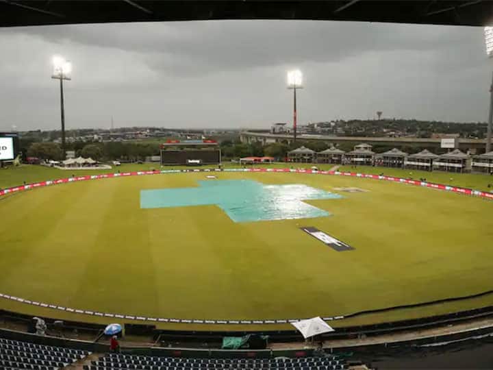 IND Vs SA 1st Test: With 60% Rain Probability At Centurion, Chances Of Full Day's Play Look Bleak IND Vs SA 1st Test: సెంచూరియన్‌ టెస్టుపై 'కారు మబ్బులు'.. పూర్తి ఆట జరగదా?