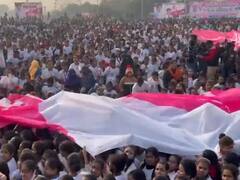 UP Election 2022: कांग्रेस का दावा- झांसी में आयोजित मैराथन में शामिल हुईं दस हजार लड़कियां, CM योगी पर लगाए ये आरोप