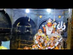 In Pics : यळकोट यळकोट जय मल्हार! जेजुरीच्या खंडेरायाच्या मंदिरात भाविकांची प्रचंड गर्दी