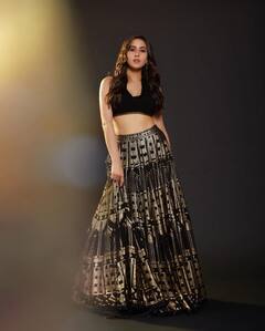 Sara Ali Khan Lehenga Look: हर शादी और रिसेप्शन के लिए परफेक्ट हैं एक्ट्रेस के ये लहंगा लुक