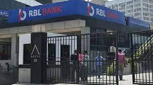 RBL Bank Shares Hit 52-week Low Post RBI Action Know What Should Investors Do RBL Bank Update: जानिए क्यों नए सीईओ की नियुक्ति और आरबीआई के दखल के बाद RBL Bank के शेयर में आई इतनी बड़ी गिरावट!
