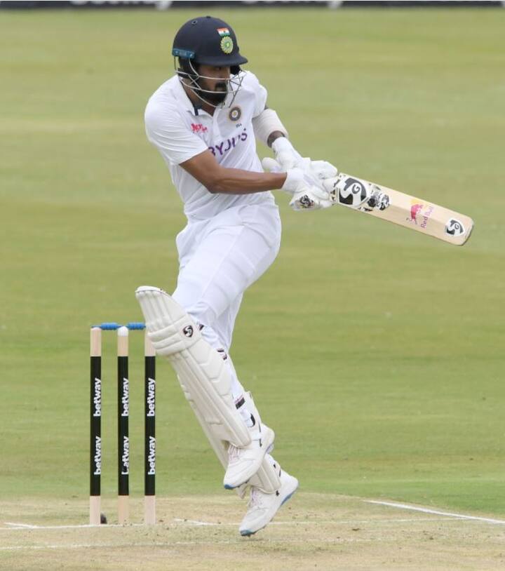 KL Rahul needs 48 runs to break record: भारत आणि दक्षिण आफ्रिकेदरम्यान (Ind vs SA) सुरु असलेल्या तीन कसोटी सामन्यांच्या मालिकेतील पहिला सामना (Test Series)  सेंचुरियन (Centurion) मध्ये सुरु आहे.