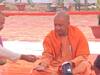 Prayagraj: बाहुबली अतीक अहमद से खाली कराई जमीन पर CM योगी ने की पूजा, बनवाएंगे गरीबों के लिए सस्ते आवास