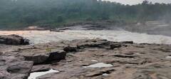 Lafri Waterfall Surajpur: नए साल पर बना रहे हैं घूमने का प्लान? तो सूरजपुर की ये जगह है बेहद खास
