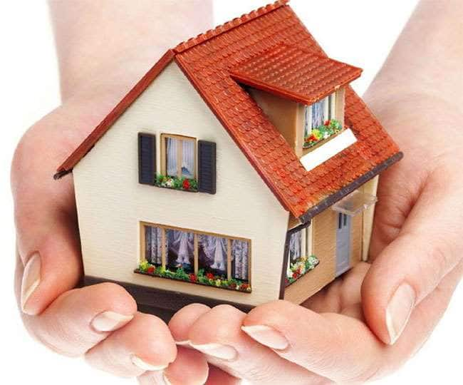 Vastu Tips : Remedies for money, these bad habits can make a person poor Vastu Tips : বিছানায় বসে খাওয়া অভ্যাস ? সংসারের কী ক্ষতি করছেন ?