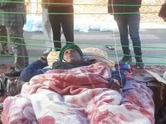 Noida: अपनी मांगों को लेकर आमरण अनशन पर बैठे किसान नेता सुखबीर खलीफा की बिगड़ी हालत, डॉक्टरों ने जताई चिंता