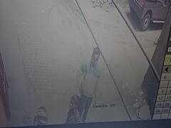 Crime News: जमशेदपुर में युवक ने धारदार हथियार से युवती पर किया हमला, मौके पर मौजूद लोगों ने बताई ये बात  