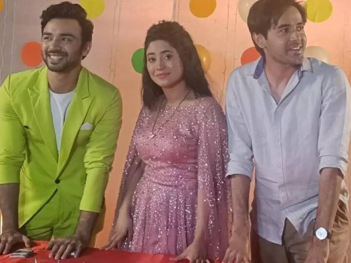 Shivangi Joshi Feels Elated As 'Balika Vadhu 2' Completes 100 Episodes Shivangi Joshi Feels Elated As 'Balika Vadhu 2' Completes 100 Episodes Shivangi Joshi Feels Elated As 'Balika Vadhu 2' Completes 100 Episodes