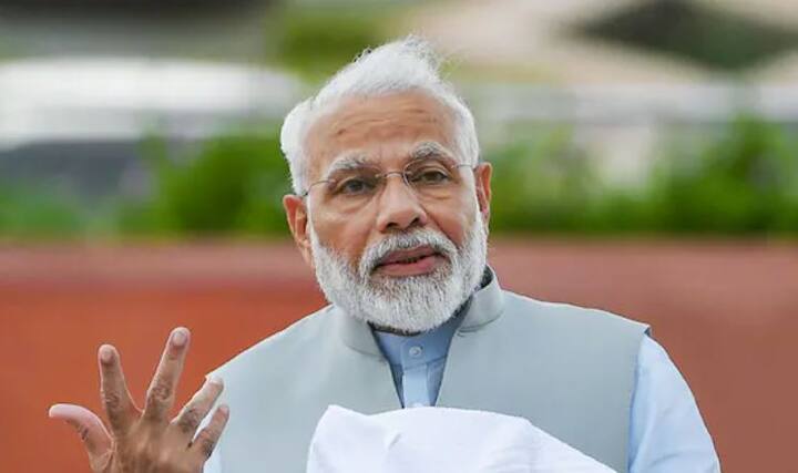 ਪ੍ਰਧਾਨ ਮੰਤਰੀ ਕਿਸਾਨ ਸਨਮਾਨ ਨਿਧੀ ਦੀ 10ਵੀਂ ਕਿਸ਼ਤ ਦੇ ਪੈਸੇ 1 ਜਨਵਰੀ, 2022 ਨੂੰ ਕਿਸਾਨਾਂ ਦੇ ਖਾਤੇ 'ਚ ਟਰਾਂਸਫਰ ਕੀਤੇ ਜਾਣਗੇ। ਪ੍ਰਧਾਨ ਮੰਤਰੀ ਮੋਦੀ ਨਵੇਂ ਸਾਲ 'ਤੇ ਇਹ ਰਕਮ ਕਿਸਾਨਾਂ ਦੇ ਖਾਤੇ 'ਚ ਟਰਾਂਸਫਰ ਕਰਨਗੇ।