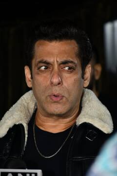 Happy Birthday Salman Khan: বিপদ কাটিয়ে হাসিমুখে ভাইজান, জন্মদিনে ক্যামেরাবন্দি সলমন