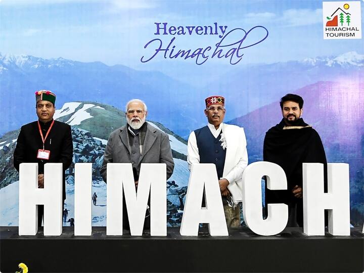 इससे पहले प्रधानमंत्री ने राज्य में 11,581 करोड़ रुपये की विकास परियोजनाओं की आधारशिला रखी. उन्होंने 28,197 करोड़ रुपये की 287 निवेश परियोजनाओं को भी शुरू किया. इस दौरान पीएम मोदी ने कहा कि पूरी दुनिया भारत की इस बात की तारीफ कर रही है कि हमारा देश किस तरह पर्यावरण को बचाते हुए विकास को गति दे रहा है.