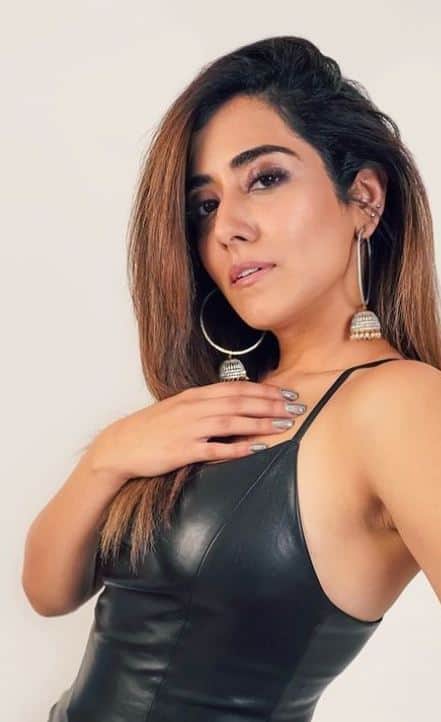 மலை கோவில் விளக்காக ஒளியா வந்தவளே