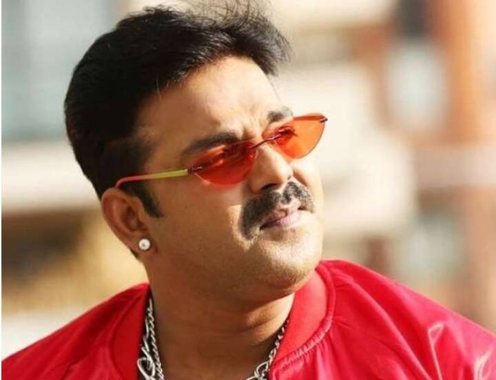 कार कलेक्शन के मामले में अभिनेता और सिंगर पवन सिंह (Pawan Singh Car Collection) भी किसी से कम नहीं है. उनके पास मर्सडीज बेंज और फॉर्चुनर कार है.