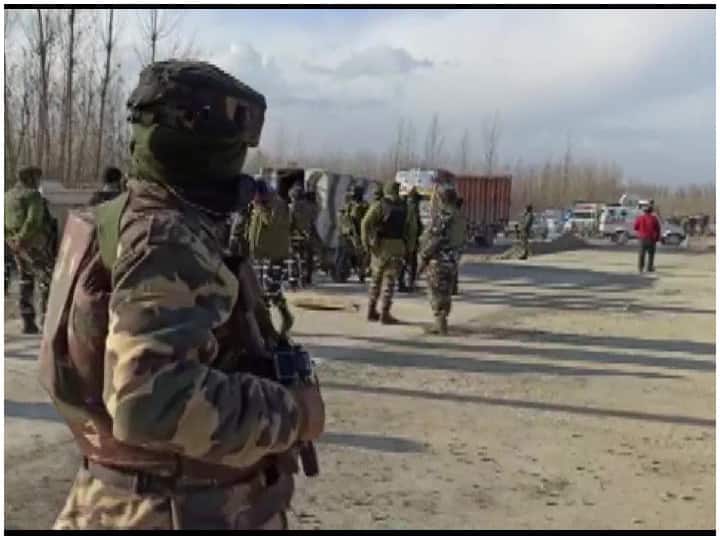 J-K: Militants Hurl Grenade At CRPF Bunker In South Kashmir's Bijbehara J-K: Militants Hurl Grenade At CRPF Bunker In South Kashmir's Bijbehara