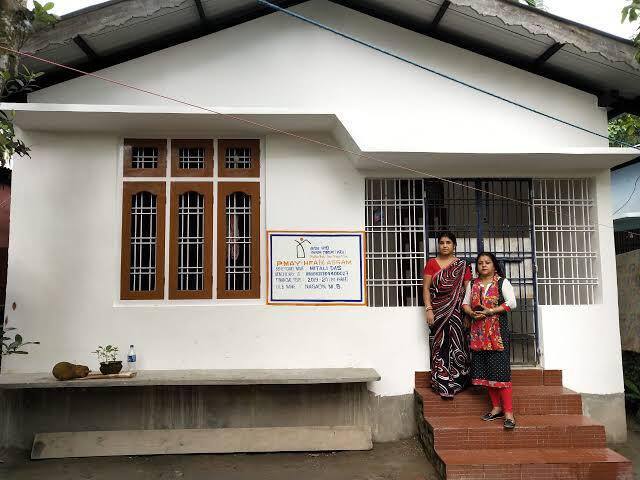 सरकार की ओर से जारी किए गए नियमों के मुताबिक, शहरी आवास योजना के तहत बनाए गए फ्लैट फ्री होल्ड नहीं होगें. यानी आपको 5 साल के बाद में भी लीज पर ही रहना होगा. यानी इस योजना के तहत किराए पर मकान देने वाला काम भी बंद हो जाएगा.