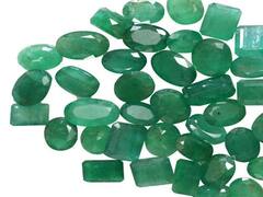 Gemology: इस राशि के लोगों के लिए बहुत ही लकी है ये रत्न, धारण करते ही चमक उठता है भाग्य