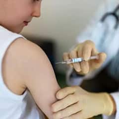 Covid Vaccine Guidelines: ১৫ থেকে ১৮ বছর বয়সিদের টিকাকরণ নিয়ে গাইডলাইন প্রকাশ কেন্দ্রের, দেখুন ছবিতে