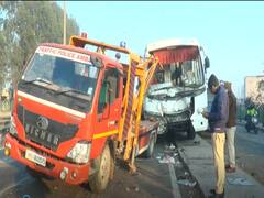 Road Accident: कटरा से दिल्ली जा रही 3 टूरिस्ट बसों की टक्कर, 5 यात्रियों की मौत, 10 घायल