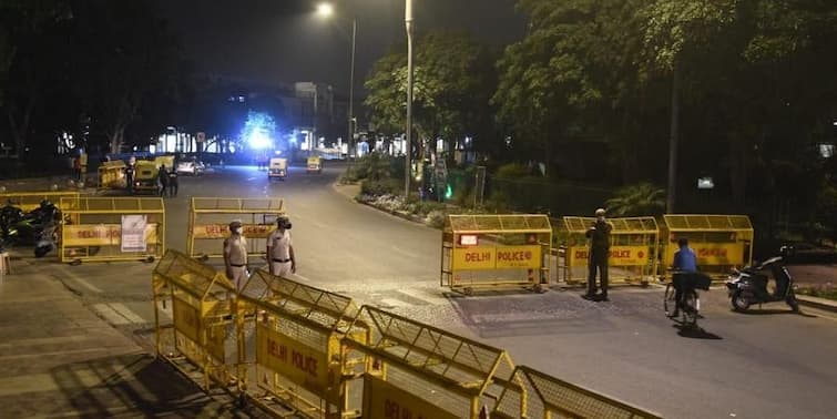 Night Curfew in Delhi From Today Timings Exemptions List Media Health Workers From Night Curfew Night Curfew In Delhi: DDMA Issues New Guidelines — Know Who All Are Exempted From Restrictions
