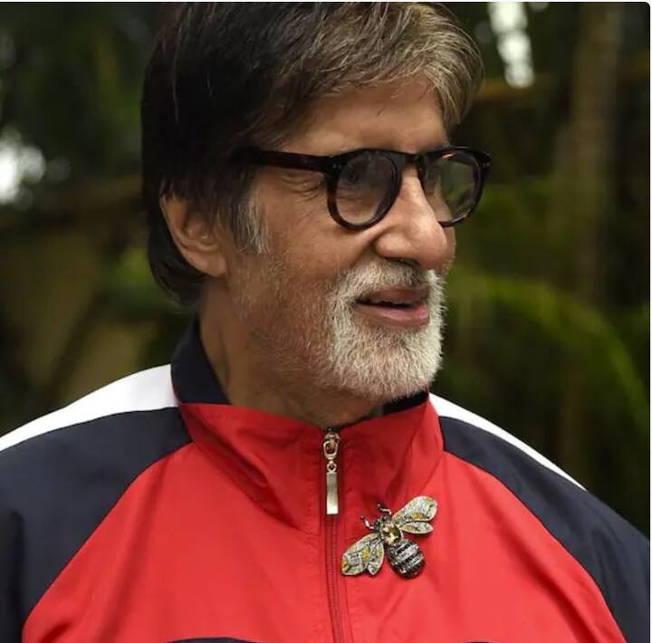 ਮੇਗਾਸਟਾਰ ਅਮਿਤਾਭ ਬੱਚਨ (Amitabh Bachchan)  ਦਾ ਅਸਲੀ ਨਾਂ ਇੰਕਲਾਬ ਸ਼੍ਰੀਵਾਸਤਵ ਸੀ। ਇਹ ਨਾਂ ਅਮਿਤਾਭ ਦੇ ਪਿਤਾ ਹਰਿਵੰਸ਼ ਰਾਏ ਬੱਚਨ (Harishvansh Rai Bachchan) ਨੇ ਦਿੱਤਾ ਸੀ। ਹਾਲਾਂਕਿ ਬਾਅਦ 'ਚ ਇਹ ਨਾਂ ਬਦਲ ਕੇ ਅਮਿਤਾਭ ਰੱਖ ਦਿੱਤਾ ਗਿਆ।