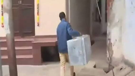 Kanpur IT Raid: SBI's cash van reaches Piyush Jain's residence in Kannauj