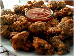 Kitchen Hacks: मकर संक्रांति पर बनाएं मूंग दाल के मगोड़े, स्वाद ऐसा कि बार-बार खाने का मन करेगा