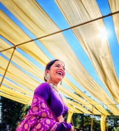 Mitali Mayekar: मितालीच्या ट्रेडिशनल लूकवर चाहते फिदा!