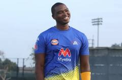 Chennai Super Kings Photos: चेन्नई सुपर किंग्स के खिलाड़ियों की सुपर स्माइल, आपने देखी क्या?