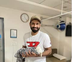 Irfan Pathan : বাবা হলেন ইরফান পাঠান, নামও জানালেন জুনিয়রের