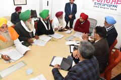 ਮੁੱਖ ਮੰਤਰੀ ਵੱਲ਼ੋਂ ਮੰਗਾਂ ਮੰਨਣ ਮਗਰੋਂ ਰੇਲ ਰੋਕੋ ਅੰਦੋਲਨ ਮੁਲਤਵੀ, 4 ਜਨਵਰੀ ਨੂੰ ਹੋਏਗੀ ਮੁੜ ਮੀਟਿੰਗ