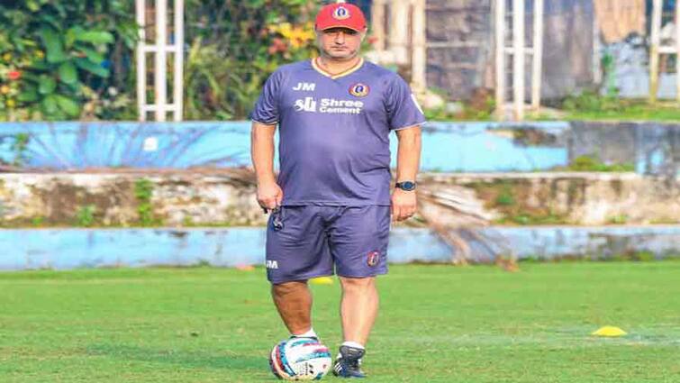 ISL: Jose Manuel Diaz and Angel Puebla Garcia mutually agreed to part ways for personal reasons: SC East Bengal East Bengal in ISL: ব্যর্থতার আটকাহন, ছাঁটাই ম্যানুয়েল দিয়াজ, লাল-হলুদের অন্তর্বর্তী কোচ রেনেডি সিংহ