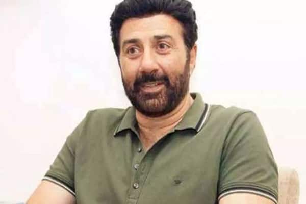 बता दें कि सनी और उनकी पत्नी ने बैंक से करीब 51 करोड़ रुपये का कर्ज लिया हुआ है. पति-पत्नी पर करीब 2.5 करोड़ रुपये का सरकारी कर्ज भी बकाया बताया जाता है. इसके अलावा सनी देओल पर एक करोड़ 7 लाख रुपये का जीएसटी भी बकाया है.
